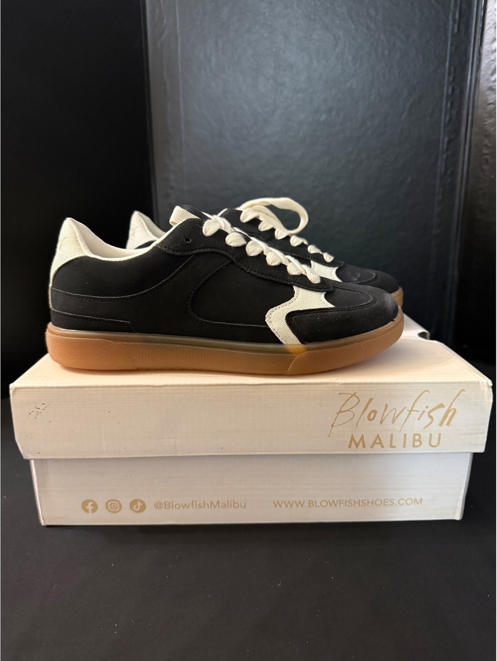 Blowfish Malibu Tastic Black and White Sneakers Size 6M / EU 38